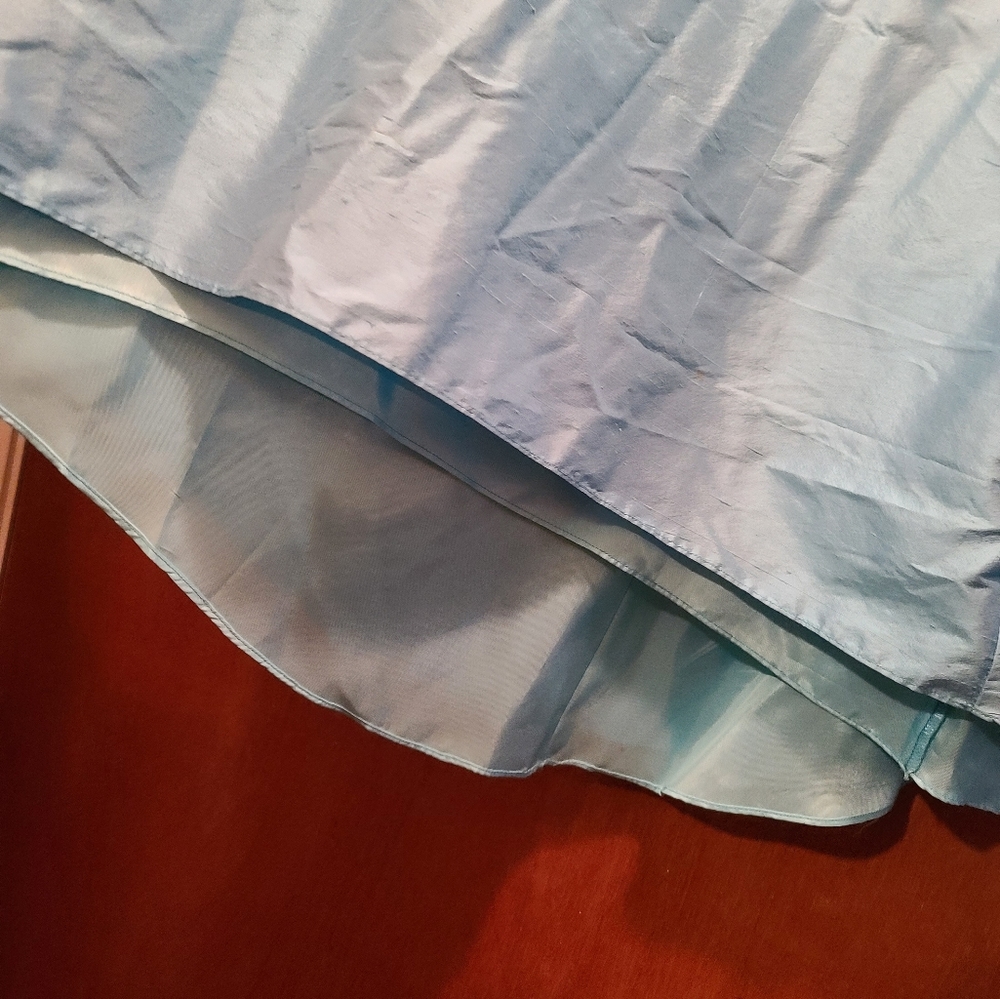 Stunning silk linen blend hi-low skirt sz10 from David's Bridal - Picture 4 of 6